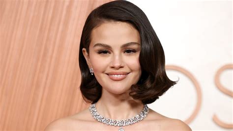 Selena Gomez Pregnant? The Rumor & The Truth