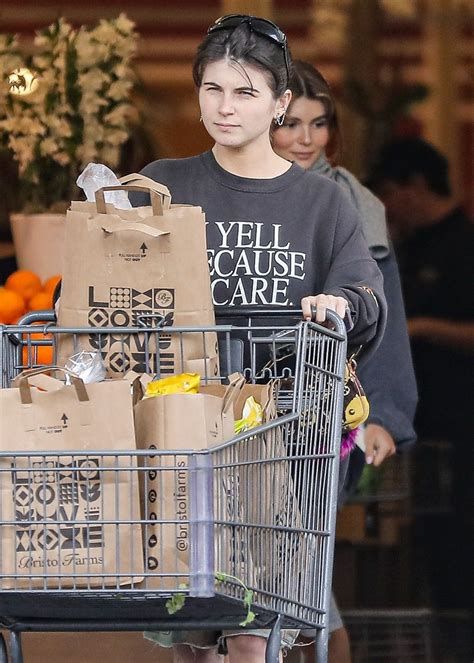 Olivia Jade and Isabella Rose Giannulli - Shopping for Groceries at ...