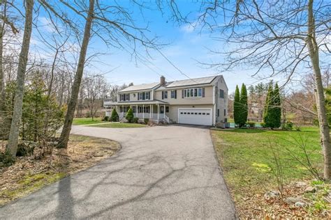 270 Salem Rd, Dracut, MA 01826 | Homes.com