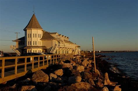 RIOTEL BONAVENTURE (Quebec) - Hotel Reviews, Photos, Rate Comparison ...