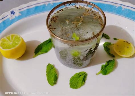 Lemon chia shikanji Recipe by divya tekwani - Cookpad