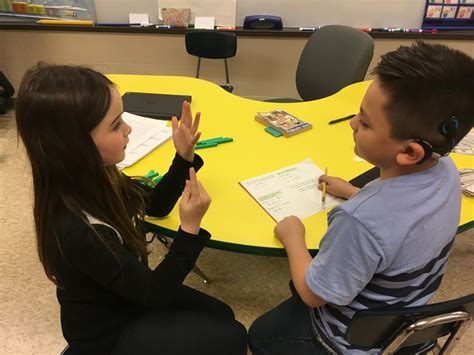 Math in Sign Language 的图像结果