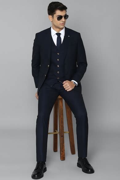 Buy Men Navy Slim Fit Solid Formal Three Piece Suit Online - 804952 ...