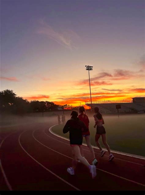 track sunrise | Track pictures, Running pictures, Track and field athlete