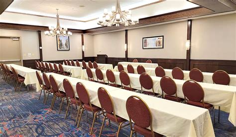 Holiday Inn Brookfield - Milwaukee | mghotelteam.com