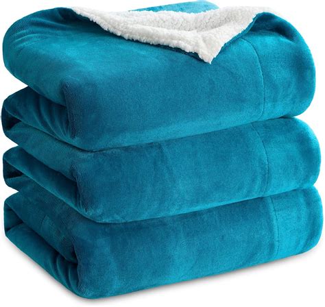 Bedsure Sherpa Fleece Blanket King Size - Fluffy Microfiber Solid ...