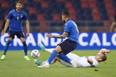 意大利vs英格兰：决赛再度重演三狮军团能否复仇，足球单关推荐 - 哔哩哔哩