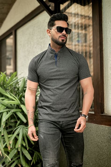 Dark Grey Mandarin Collar Tinted Fabric Henley T-Shirt – Gritstones