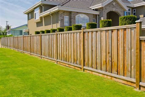 How Much Does a Wood Fence Cost? (2025)