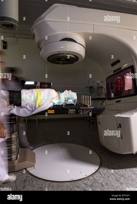 Linear Accelerator Therapy 的图像结果