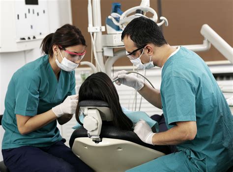 How To Get A Dental Assistant Job With No Experience
