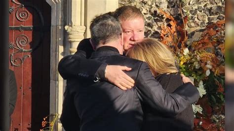 USPS mail carrier arrested after stealing, dumping mail in woods ...