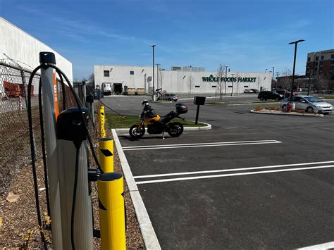 Carvana Long Island | Garden City, NY | EV Station