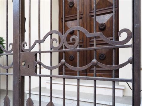 15 Home Front Steel Grill Design Ideas for a Unique Look