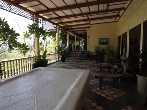 MOUNTAIN WOODS (Subic Bay Freeport Zone) - Resort Reviews & Photos ...