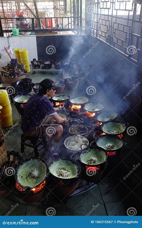 Local Food Cooking 的图像结果