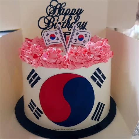 #Korean themed cake #Korean flag | Korean themed birthday party, Korean ...