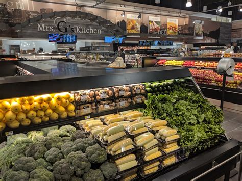 SHOPRITE OF CROMWELL - 45 Shunpike Rd, Cromwell CT - Hours, Directions ...