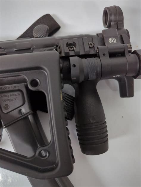 MP5: Roller-Delayed Blowback subgun