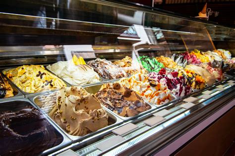 Italian Gelato: 10 Ways to Quickly Identify Authentic Gelato in Italy