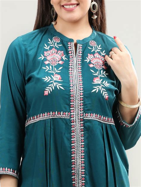 Buy Trendy Ethnic Wear for Women – Indian Dresses & Outfits Online ...