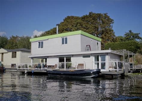 MINTIES (Amsterdam) - Guesthouse Reviews, Photos, Rate Comparison ...