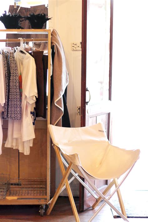 Corner Store Interior 的图像结果