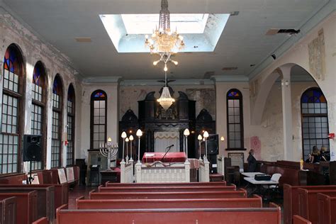 Visiting the Historic Vilna Shul in Boston and Discovering a ...