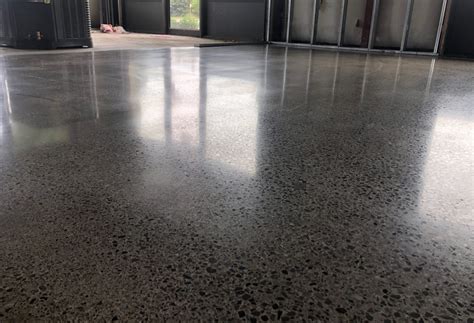 800-Grit Level Polished Concrete Floors