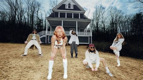 Wet Leg’s Rhian on new album Moisturizer and ‘first famous fan’ Davina ...