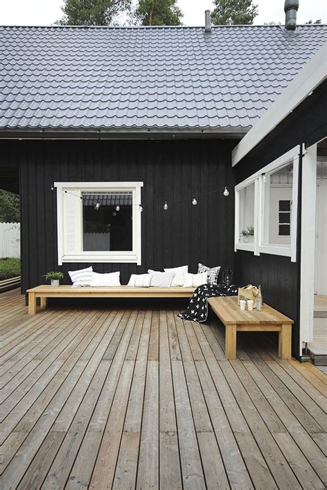 Best Black Exterior Wood Paint at Tayla Bugnion blog