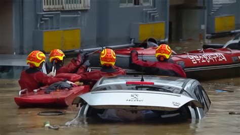 韩国中部地区暴雨成灾，已致六人死亡八人失踪_凤凰网视频_凤凰网