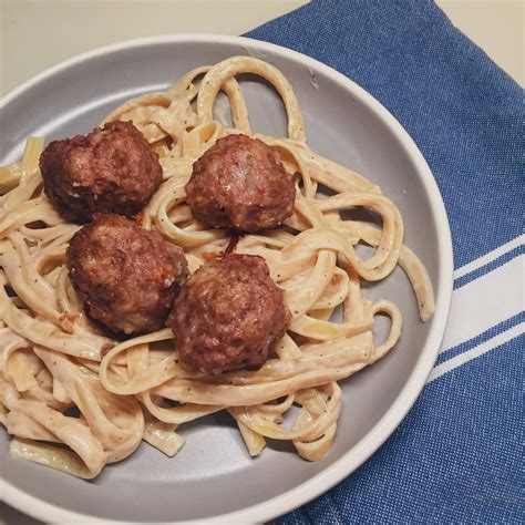 Trader Joe's Black Truffle Alfredo Pasta Sauce