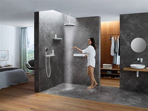 Overhead showers for your daily shower