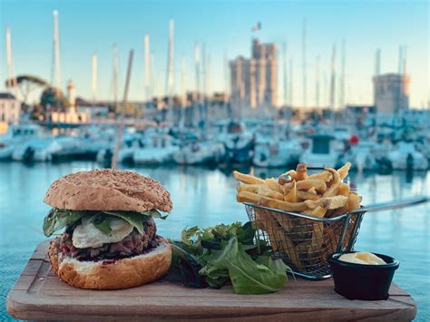 THE FAMOUS PUB, La Rochelle - Menu, Prices & Restaurant Reviews ...