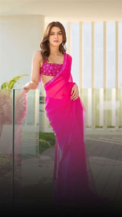 Kriti Sanon’s 7 Blouses For Tall Girls To Pair With Stylish Sarees