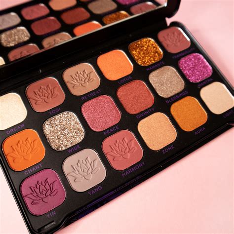 Buy Makeup Revolution Forever Flawless Allure Eyeshadow Palette – HOK ...