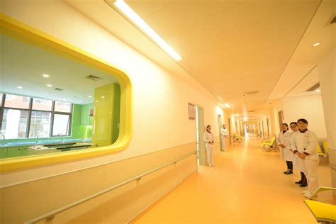 柳州市中医医院到我校开展中医保健知识讲座-广西生态工程职业技术学院