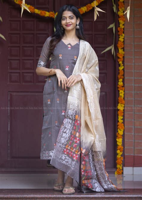 Wine Rose Top & Dupatta Set – Inti Fashions