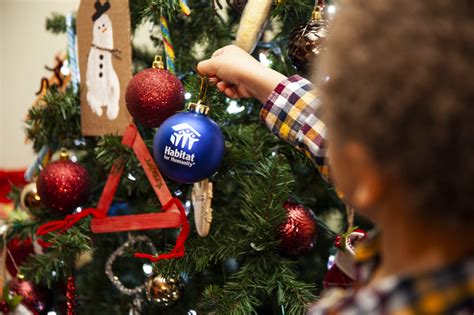 Donate Holiday Items and Decorations - Habitat For Humanity of Springfield, MO