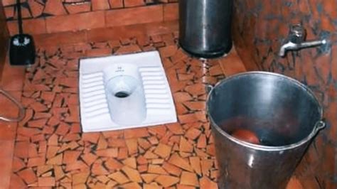 印度露天厕所 - 搜狗图片搜索