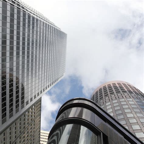 333 Market St Building across the street, with 388 Market … | Flickr