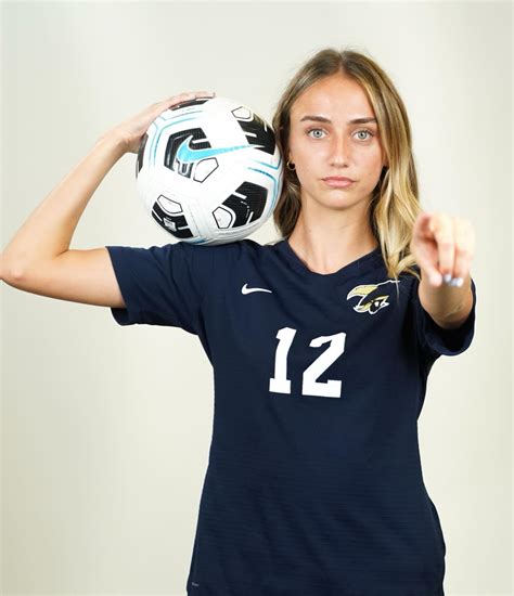 jessica boyle | sophomore szn🤍 | Instagram