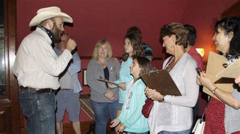 Tom Sawyer with a revolver? Twain house has live 'Clue' game