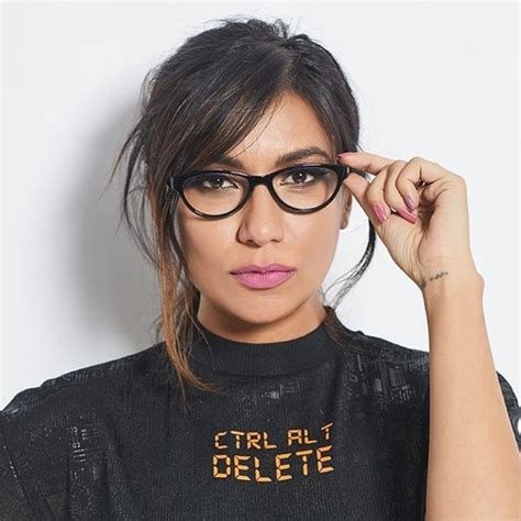 Earn as a Social Media User with WYLD's Social Currency Card