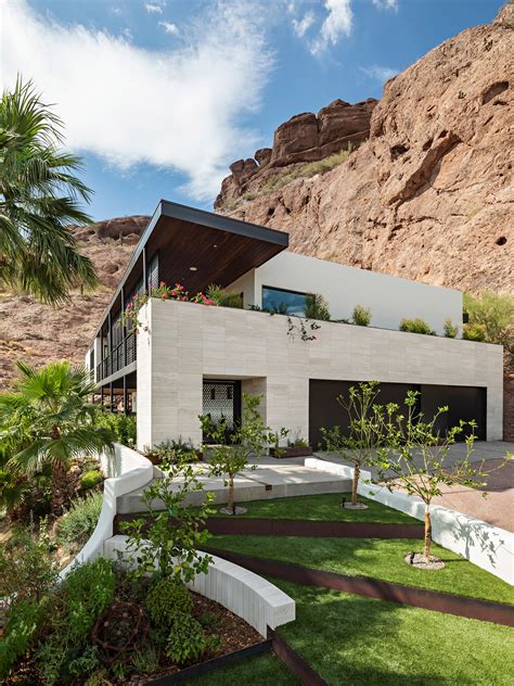 Red Rocks house by The Ranch Mine nestles into Arizona mountainside ...