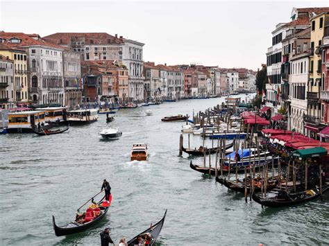 15 Best Italian Olive Oils – To Enjoy in Italy & Bring Home as a ...