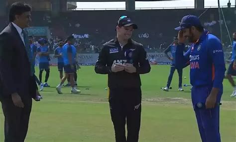 Epic Brain Fade - Rohit Forgets Team's Decision After Winning Toss