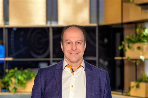 Benchmark analysis | EY - India