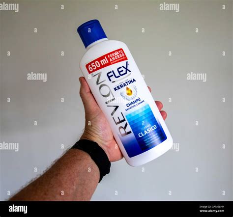Revlon Flex Vintage Spanish Shampoo Stock Photo - Alamy